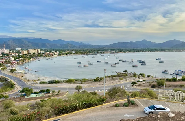 Vista panorámica de la bahía de Juan Griego